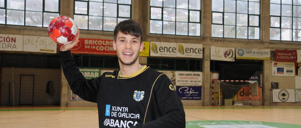 Dani Fernández en un entrenamiento del Frigoríficos del Morrazo en Bueu.