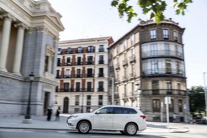 Mitsubishi Outlander PHEV