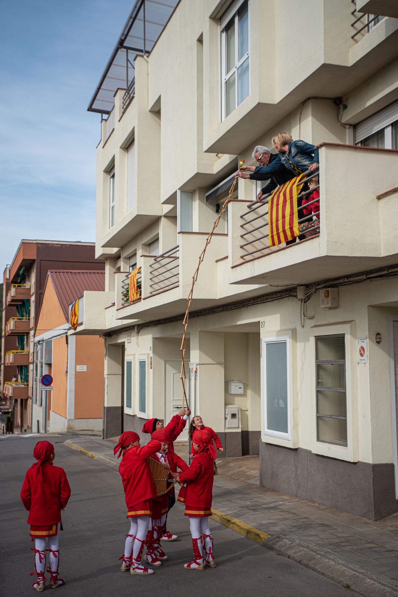 La tradició de les caramelles de Callús està més viva que mai