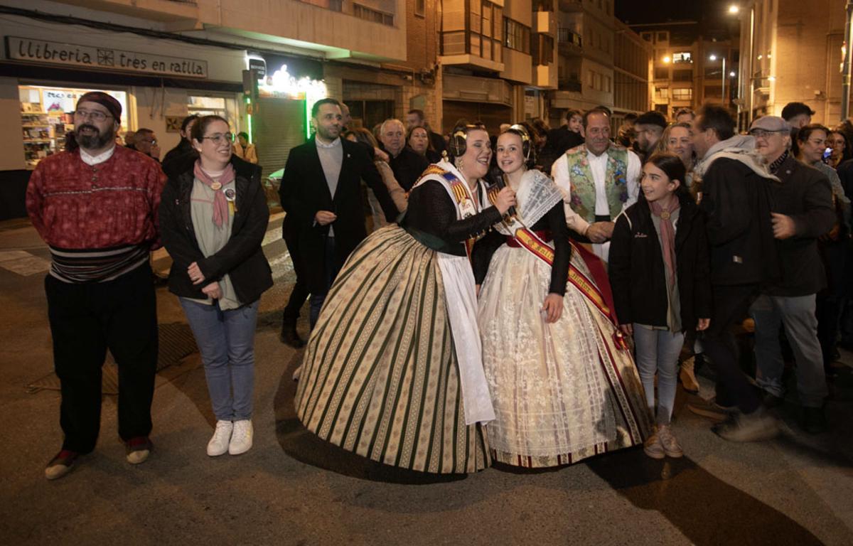 Así es el espectacular alumbrado de la Falla El Romano de Sagunt
