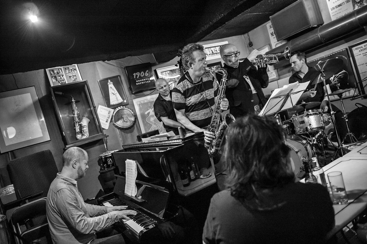 Concierto del grupo Atomic, en 2014, en el Ciclo 1906 Jazz del Jazz Filloa.