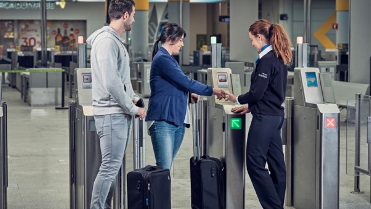 Trablisa es la empresa encargada de la seguridad del Aeropuerto de Barcelona - El Prat