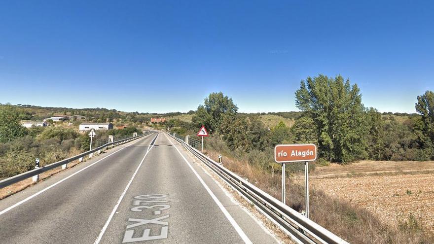 Cuatro jóvenes heridos, ninguno grave, en un accidente de tráfico en Montehermoso