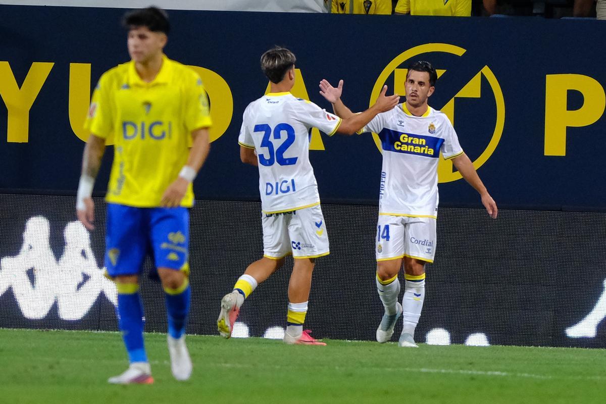 El Cádiz CF - UD Las Palmas, de la final del Carranza, en imágenes El Cádiz CF - UD Las Palmas, de la final del Carranza, en imágenes