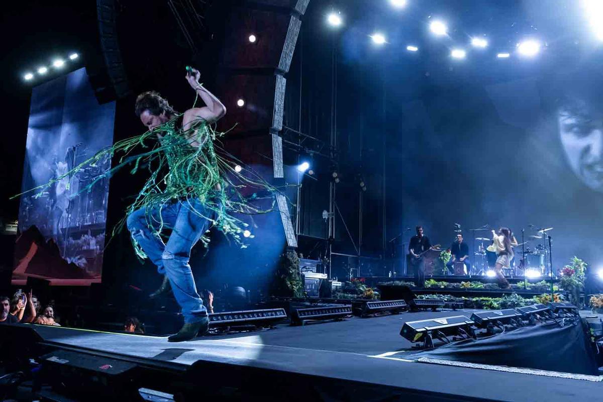 Manuel Carrasco desata la locura en la plaza de toros de Alicante