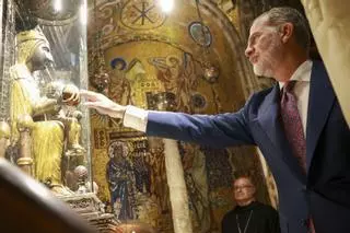La visita de los Reyes Felipe VI y Letizia al Monasterio de Montserrat