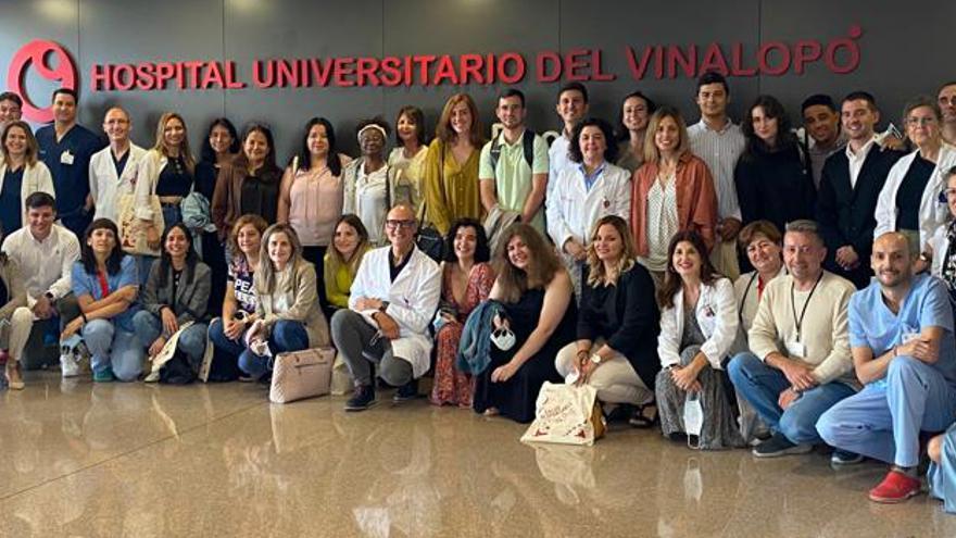 El Hospital del Vinalopó recibe a 22 nuevos médicos y enfermeros residentes