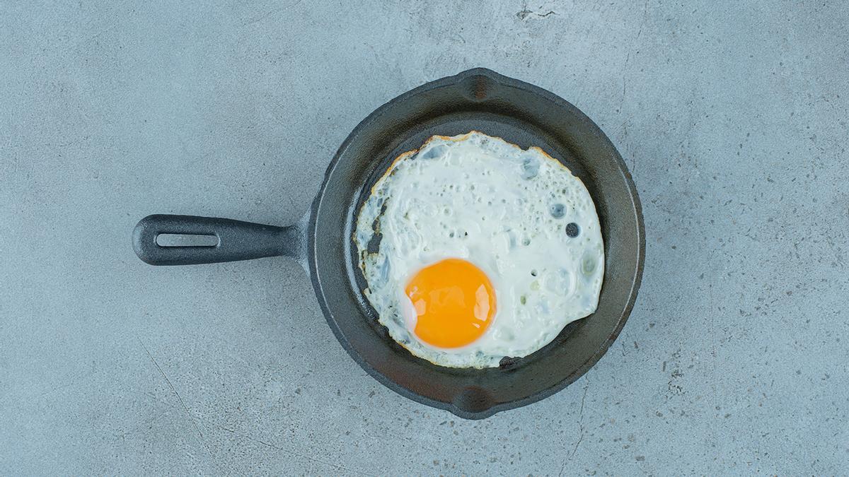 Esta técnica permite cocinar un huevo con muchas menos calorías que la versión clásica de huevo frito