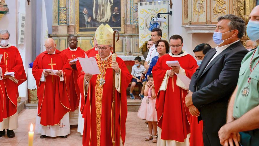 Los vecinos de Figueroles se vuelcan con la fiesta del Cristo