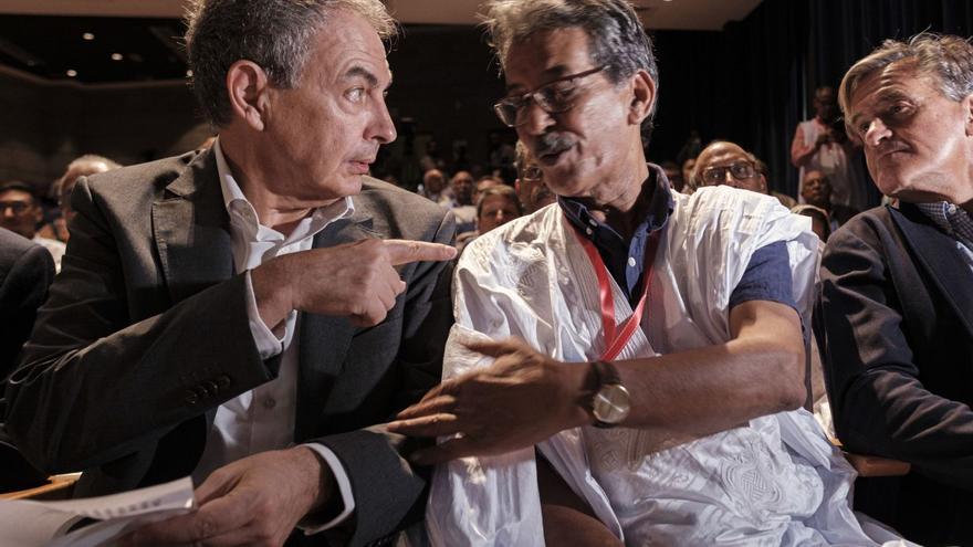 Zapatero avala a Sánchez y apoya una autonomía saharaui reforzada