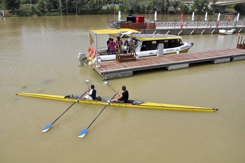 Fotogalería: Los barcos surcan de nuevo el Ebro