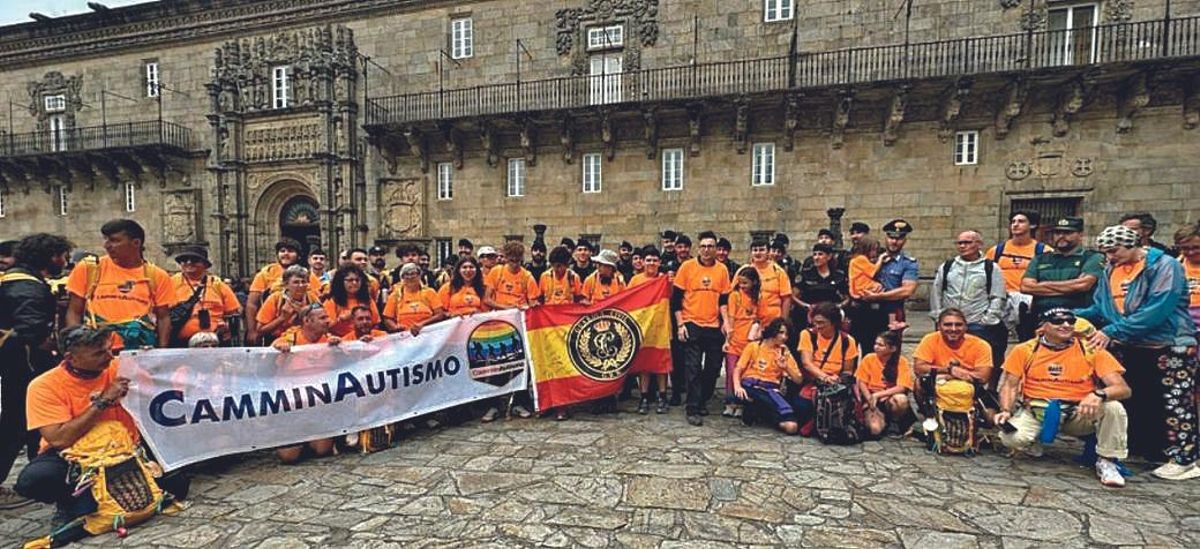 Desde Italia, en abril, camminautismo llegó a Santiago pot cuarta vez.
