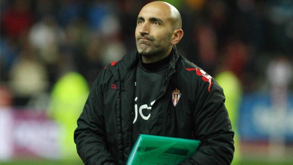 Abelardo, en la cuerda floja tras caer en la Copa ante el Eibar