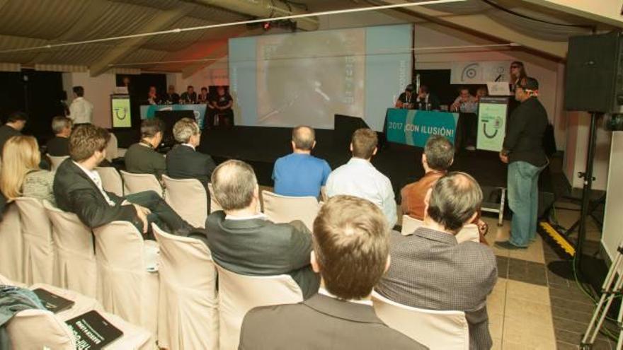 Una de las ponencias de la jornada de clausura de FacoElche 2017, celebrada ayer.