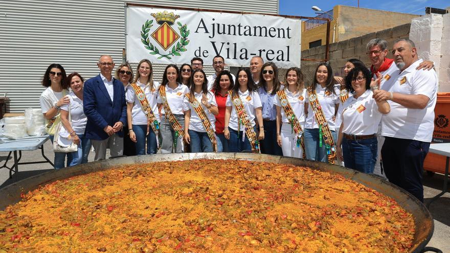‘Empedrats’, macropaella y toros en el ecuador de las fiestas de Sant Pasqual de Vila-real