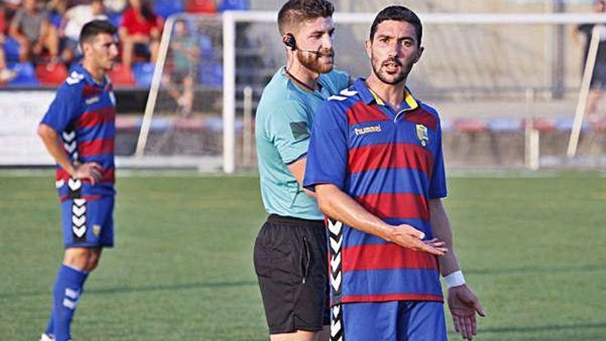 El Llagostera visita el Nàstic en el primer partit de Lliga.