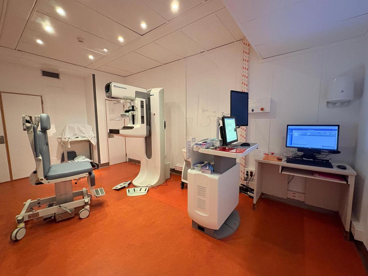 El nuevo mamógrafo del hospital Montecelo.