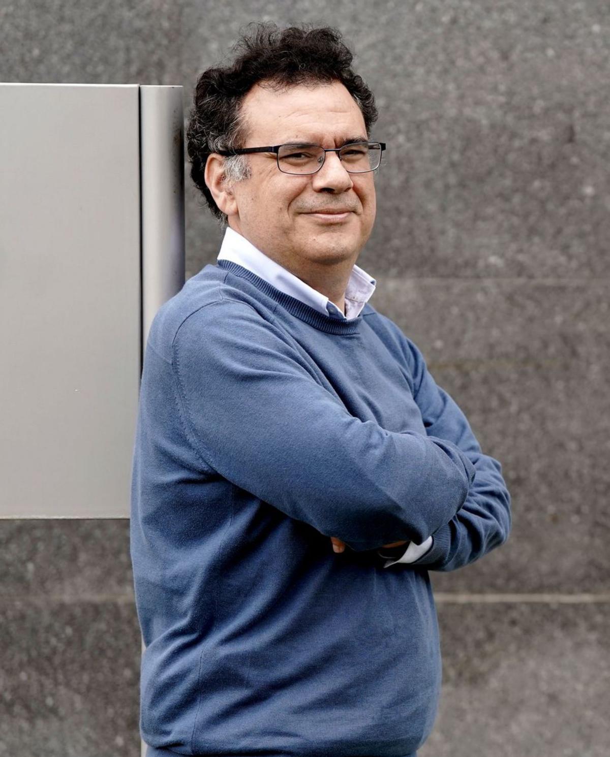 Ismael Sanz: "És més fàcil aprovar un examen si contestes primer les que saps" Ismael Sanz: "És més fàcil aprovar un examen si contestes primer les que saps"