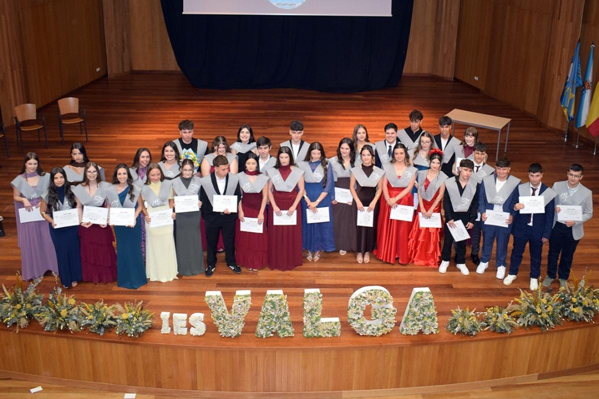 La fiesta de graduación de los alumnos del IES de Valga, en el Auditorio.
