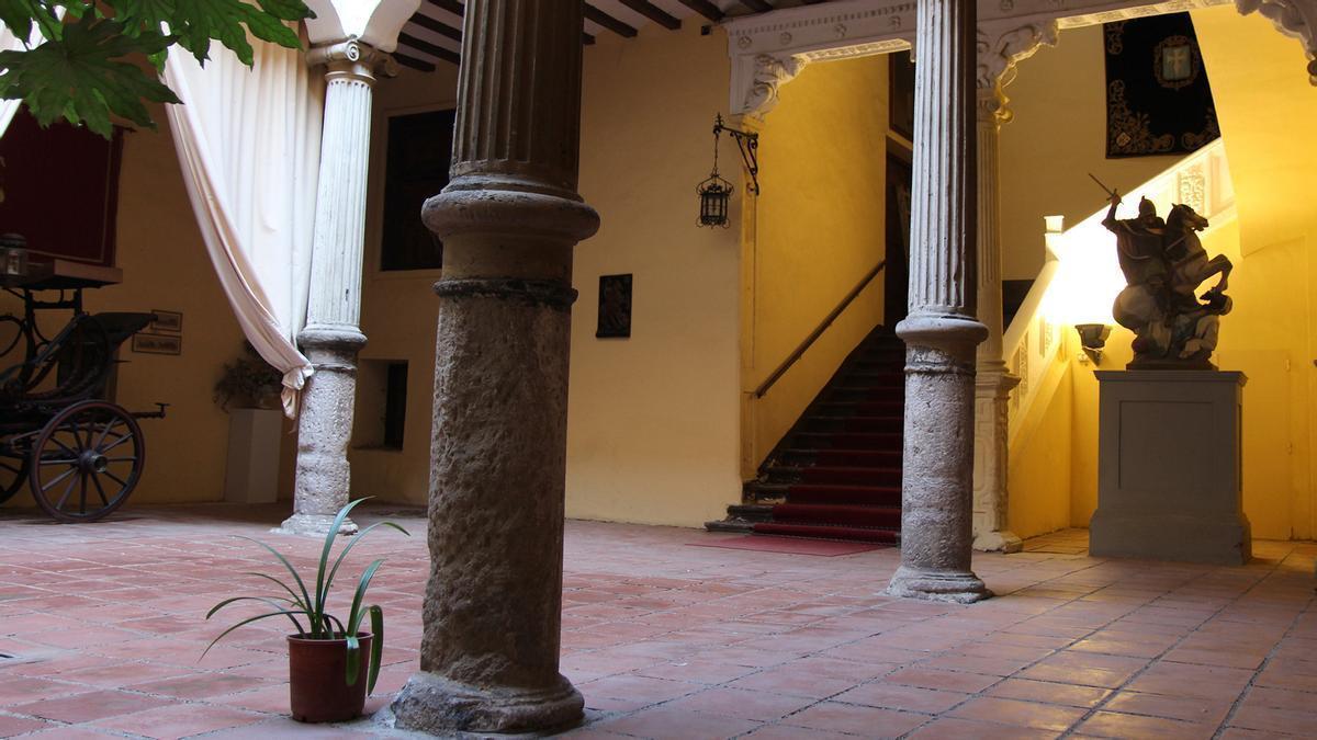 La Real Maestranza de Caballería de Zaragoza celebra su otoño cultural