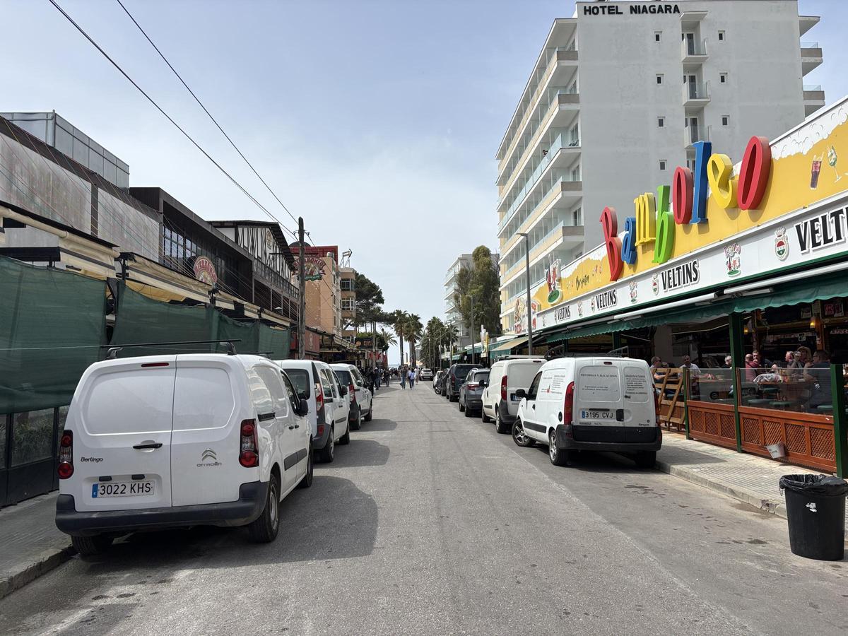 So sah es am Freitag (4.4.) in der Straße vom Bamboleo aus.