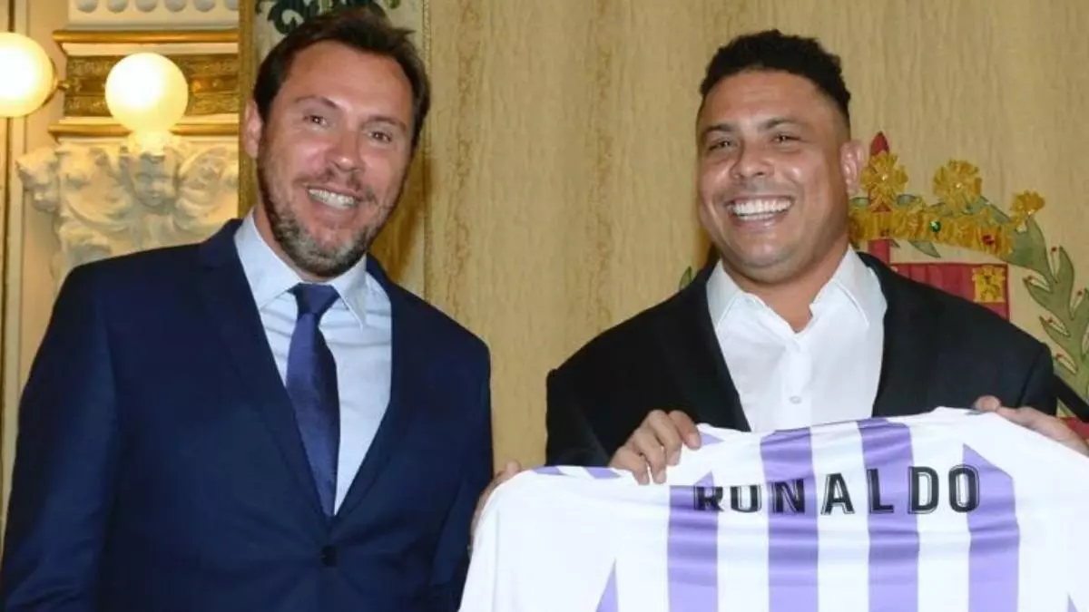 ?scar Puente explota contra la gesti車n de Ronaldo al frente del Real Valladolid