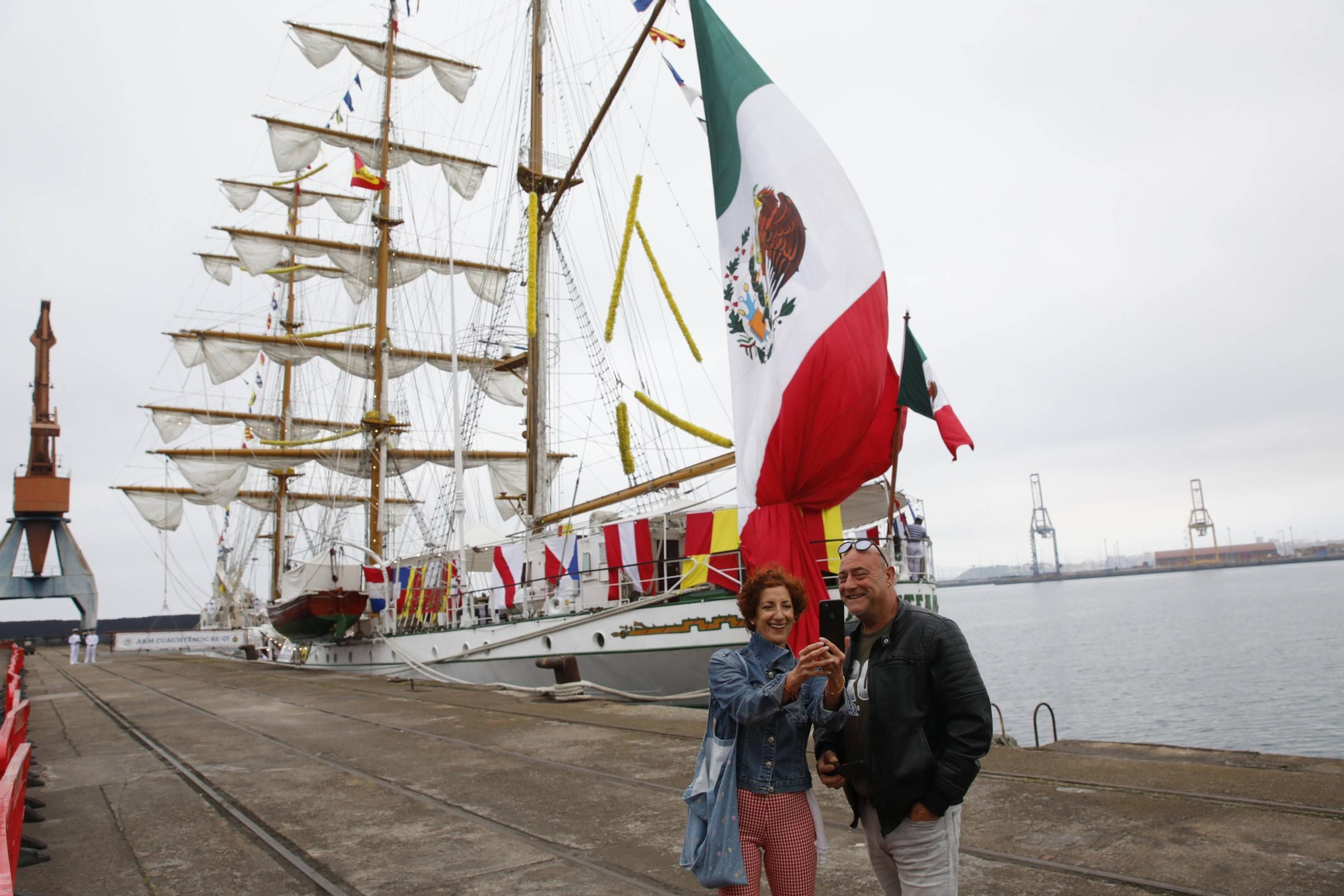 En imágenes: Así es el «Cuauhtémoc», el imponente barco de México que acaba de llegar a Gijón