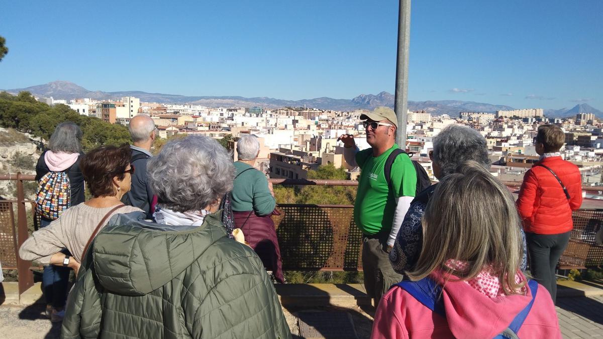 Alicante pone en marcha los 'Senderos de Primavera' con seis rutas para disfrutar de sus parajes naturales
