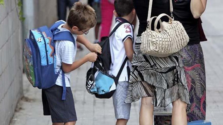 Un plan piloto permitirá escolarizar gratis a 594 niños de dos años en 33 colegios públicos