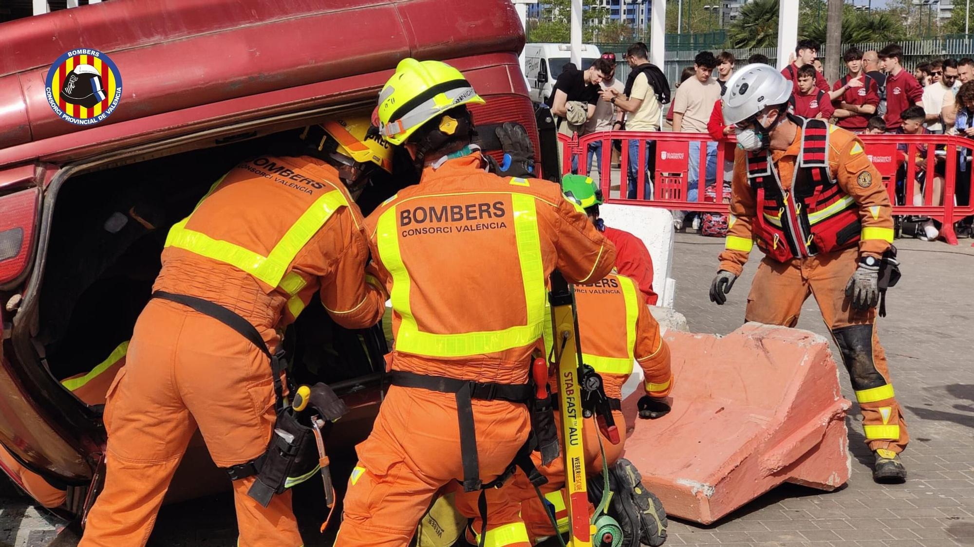 Encuentro de equipos de rescate de accidentes de tráfico en Torrent