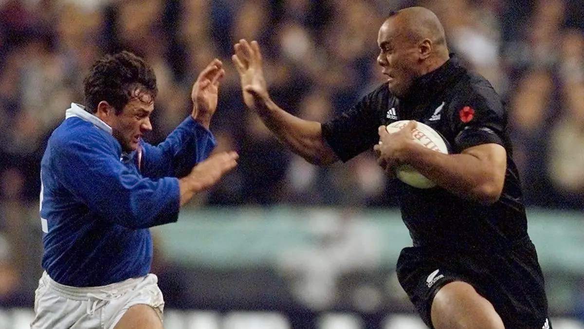 Jonah Lomu encumbr車 el rugby y se fue antes de tiempo