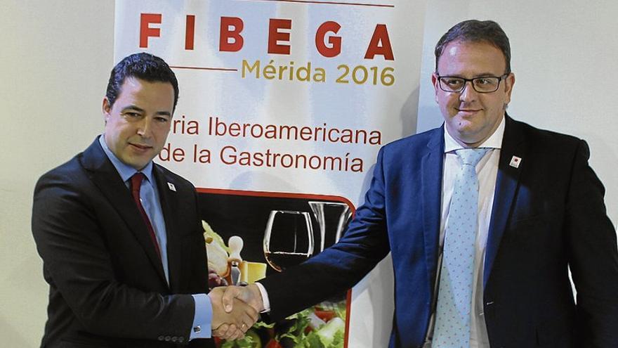 Mérida firma el convenio para organizar Fibega