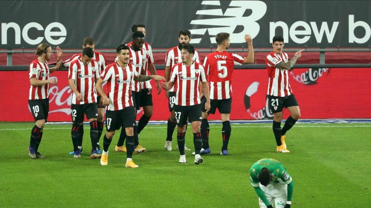 El Athletic golea al Betis