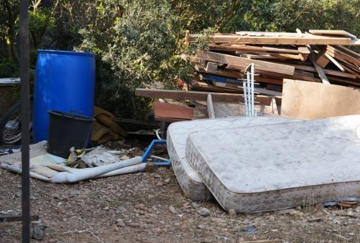 Galería: La Policía Local en el asentamiento de sa Joveria de Ibiza