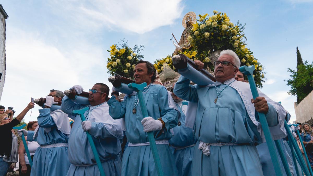 Bajada de la Virgen de la Montaña.