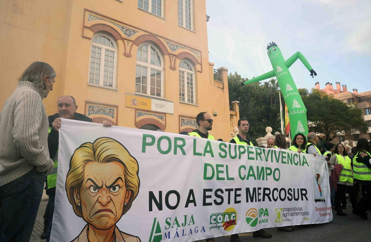 Protestas del campo malagueños, tras la firma del acuerdo Mercosur