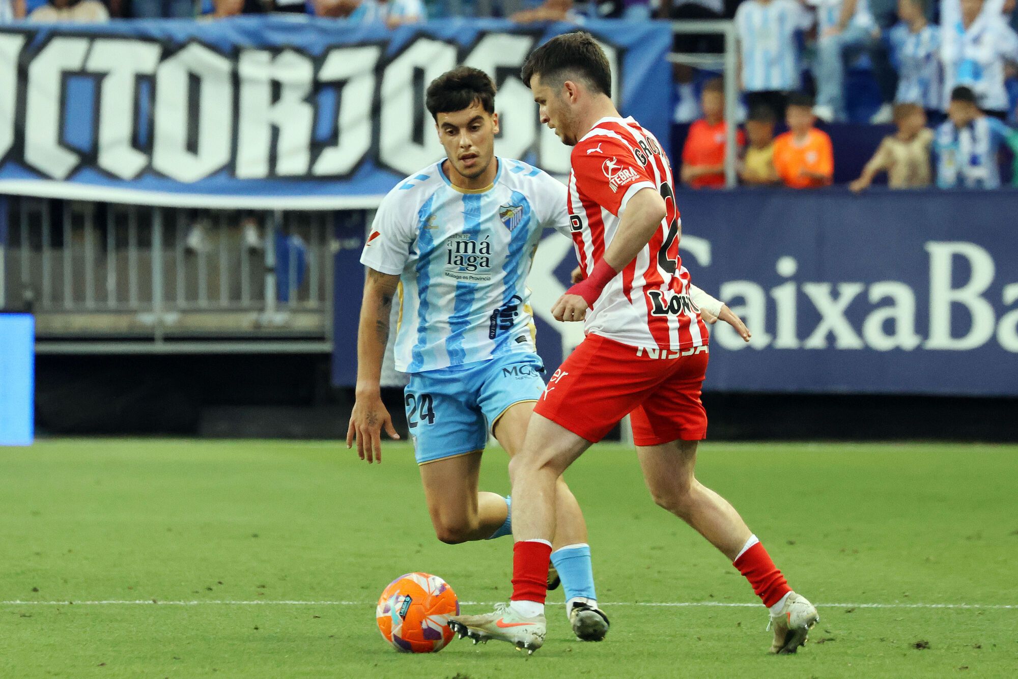 EN IMÁGENES: Ambientazo en el Málaga-Sporting disputado en La Rosaleda