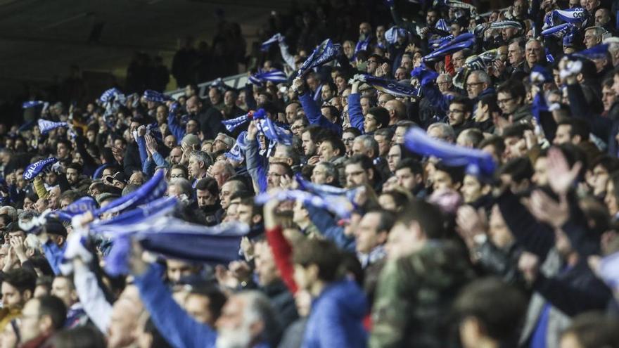 La afición del Oviedo agota las entradas para Soria y el club pone a la venta otras 200