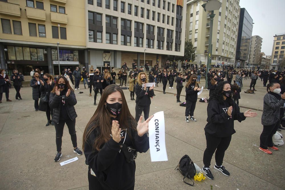 Les escoles de dansa ballen en contra del tancament