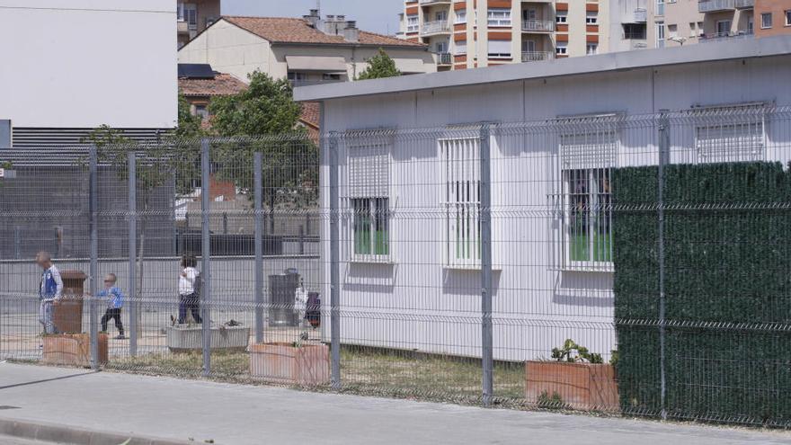 «És angoixant estar en una aula amb 25 criatures a més de 40 graus»