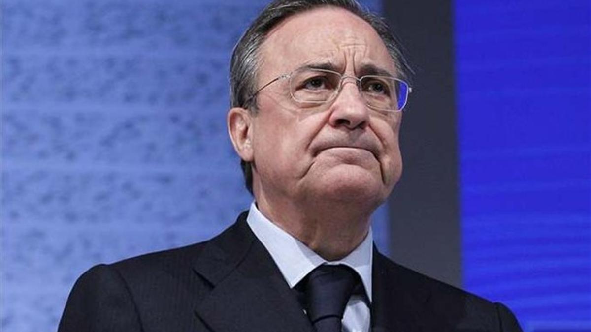 Florentino Pérez hizo el trayecto al Bernabéu junto a los directivos del Barça