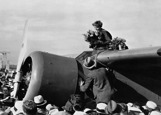 Recibimiento de Earhart tras uno de sus vuelos