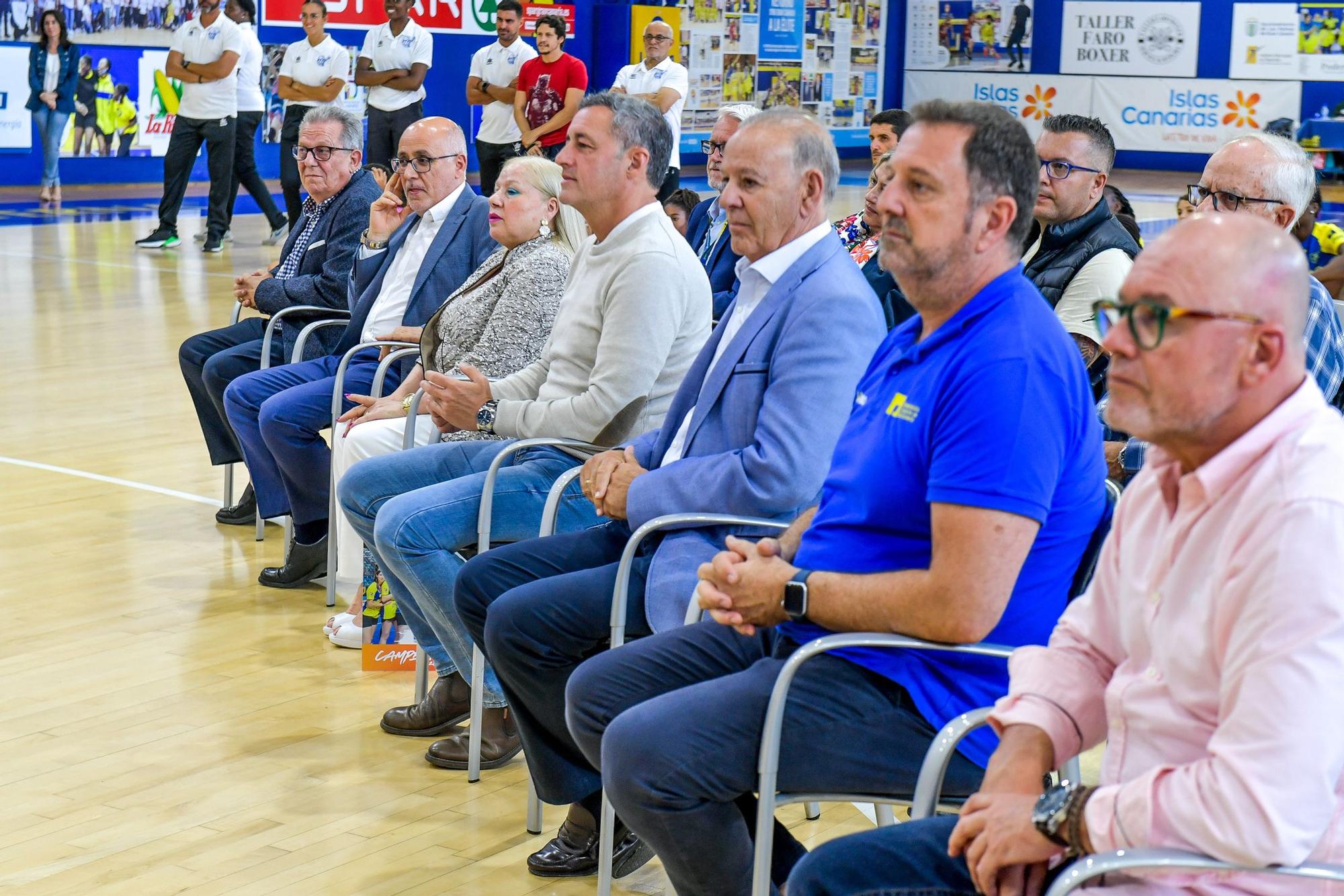 Homenaje en La Paterna al Spar Gran Canaria, que quedó campeón de España júnior