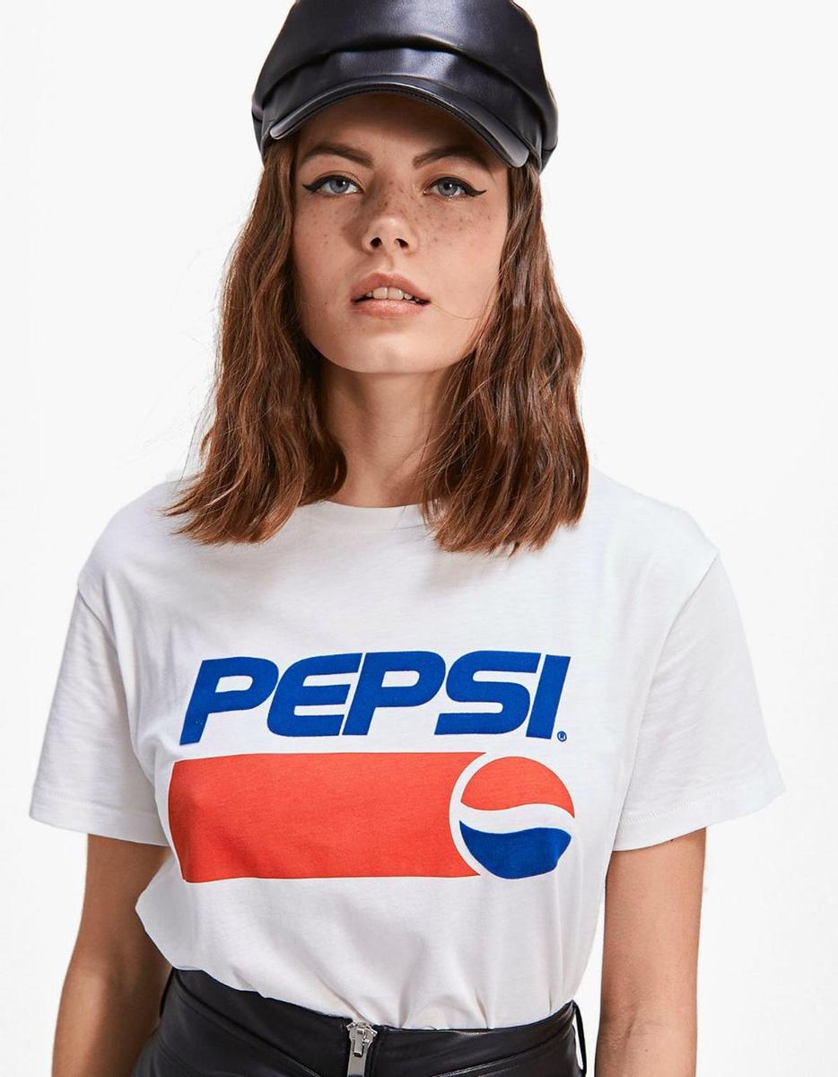 Camiseta de Pepsi, de Stradivarius