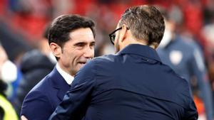 Marcelino y Bordalás salundánse antes de un partido