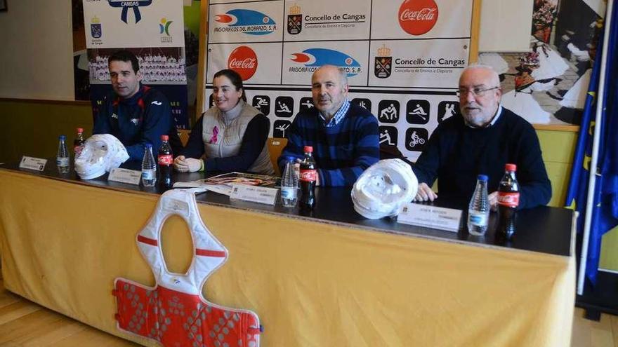 Pablo Casares, María Bautista, Xoán Chillón y Nené Refojos en la presentación del evento. // Gonzalo Núñez