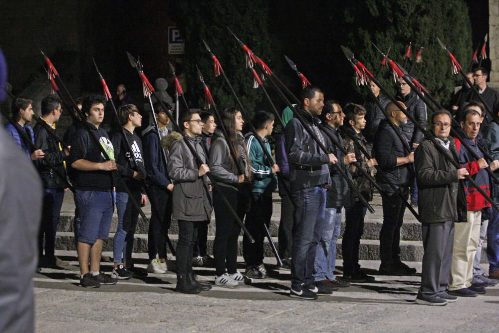 Quatre noies participen en l'assaig dels «titulars» dels Manaies