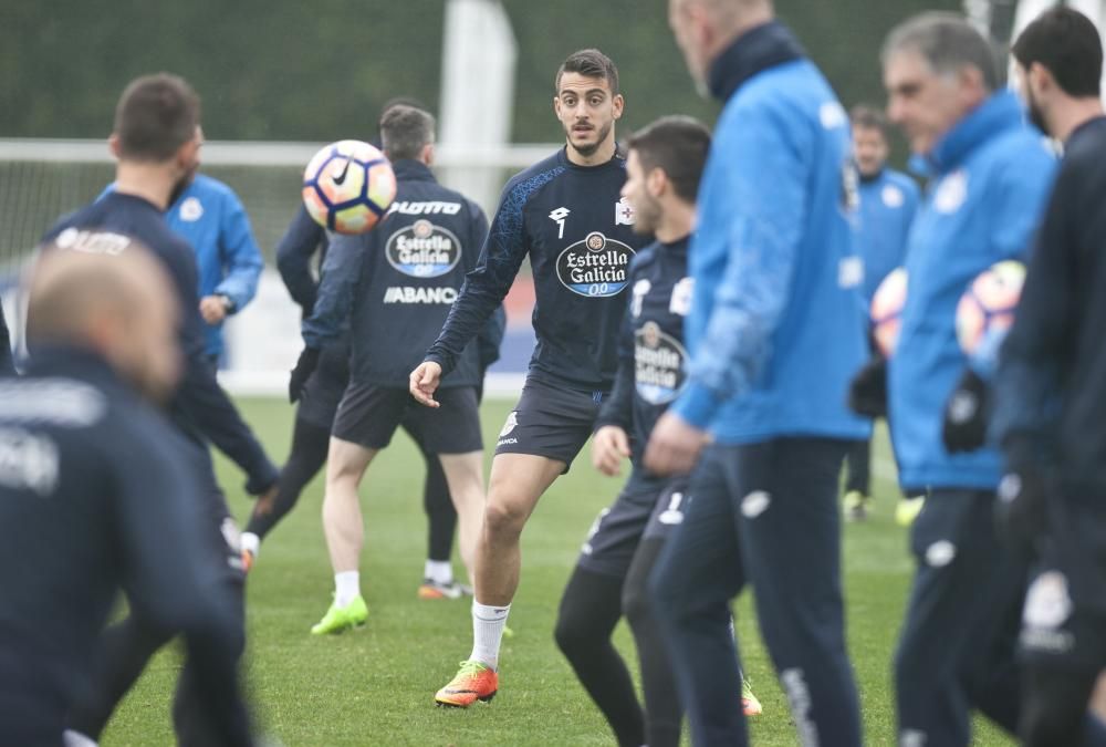 Entrenamiento del Deportivo en Abegondo