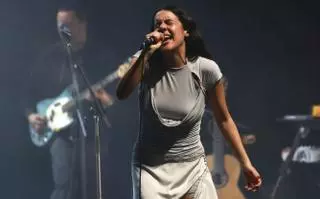 Valeria Castro reaparece en Vigo con su mejor versión