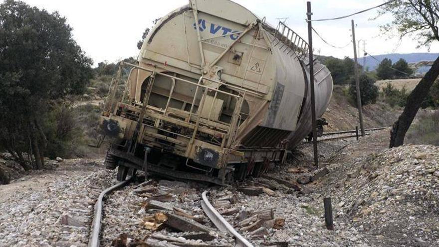 Un tren de mercancías descarrila entre Sabiñánigo y Ayerbe sin causar daños